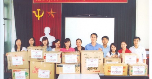  Đoàn Thanh niên Công ty CP Điện Việt Lào hướng về đồng bào lũ lụt miền Trung
