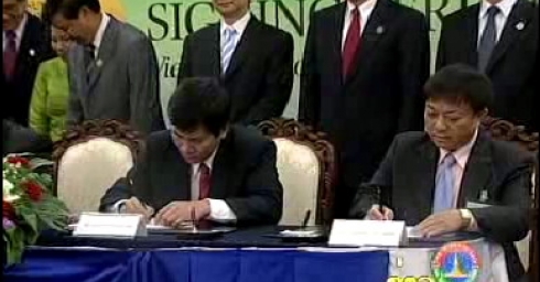 Lễ ký kết hợp đồng phát triển dự án thuỷ điện Xêkaman1 tại Lào (02/04/2008)